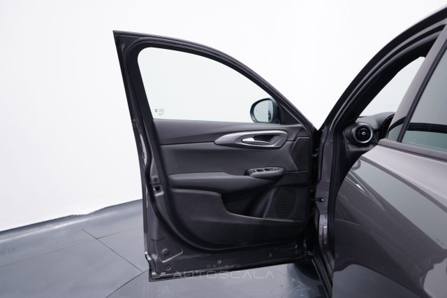 ALFA ROMEO Tonale usata, con Controllo automatico clima