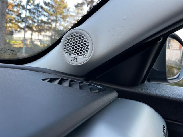 JEEP Avenger usata, con Autoradio