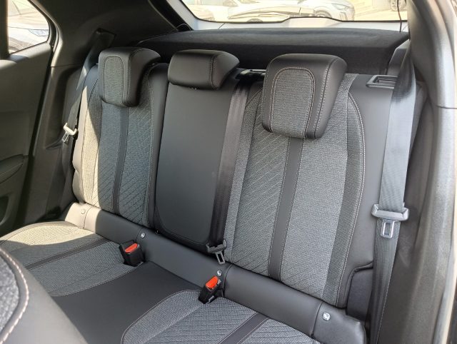 PEUGEOT 2008 usata, con Chiusura centralizzata