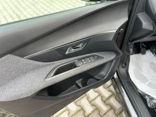 PEUGEOT 3008 usata, con Cerchi in lega