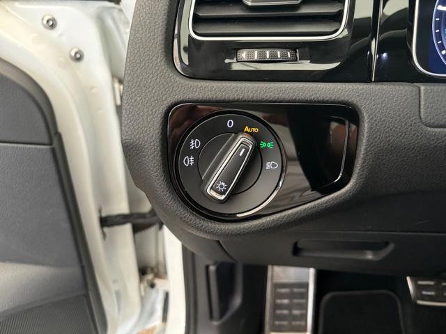 VOLKSWAGEN Golf usata, con Park Distance Control