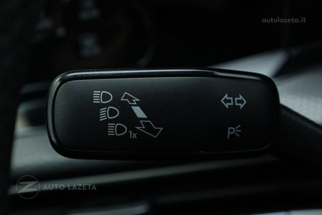VOLKSWAGEN Golf GTI usata, con Isofix