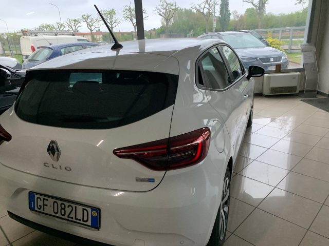 RENAULT Clio usata, con Airbag