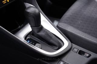 TOYOTA Yaris usata, con Autoradio digitale