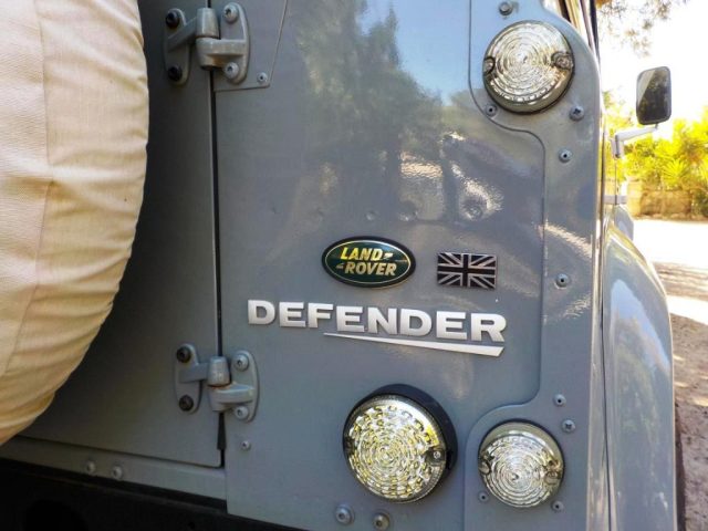LAND ROVER Defender usata 11