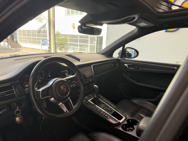 PORSCHE Macan usata, con Fendinebbia