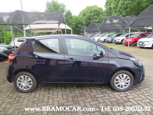 TOYOTA Yaris usata, con Alzacristalli elettrici