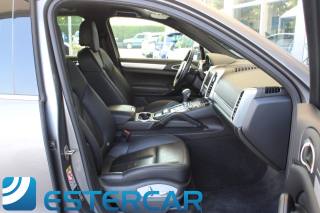 PORSCHE Cayenne usata, con Specchietti laterali elettrici