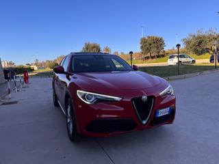 ALFA ROMEO Stelvio usata, con Sistema di avviso di distanza