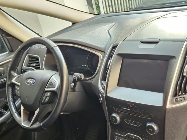 FORD S-Max usata, con Fendinebbia
