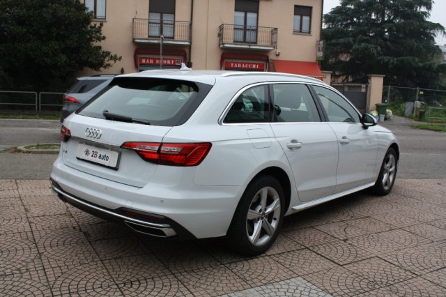 AUDI A4 usata, con Autoradio