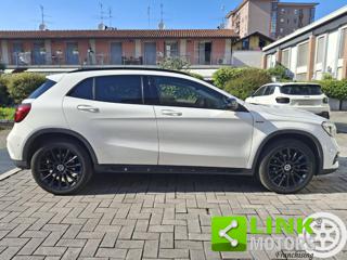 MERCEDES-BENZ GLA 200 usata, con Fendinebbia