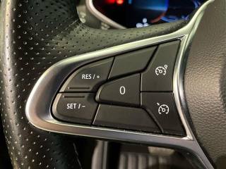 RENAULT Clio usata, con Sensori di parcheggio posteriori