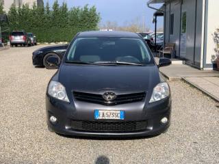 TOYOTA Auris usata, con Airbag