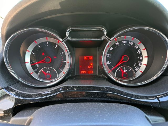 OPEL Adam usata, con Autoradio
