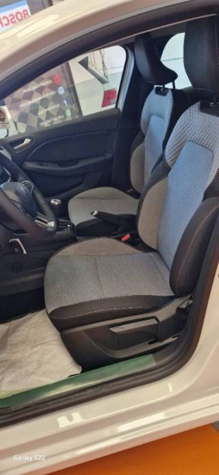 RENAULT Clio usata, con Controllo trazione