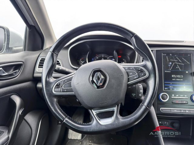 RENAULT Megane usata 12