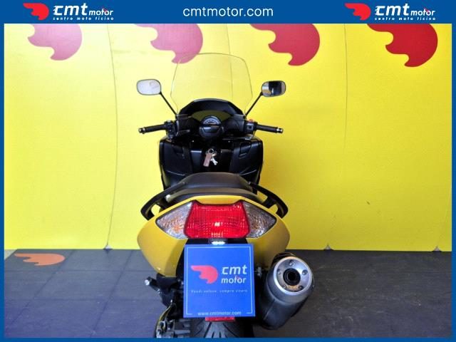 YAMAHA T-Max 500 usata 9
