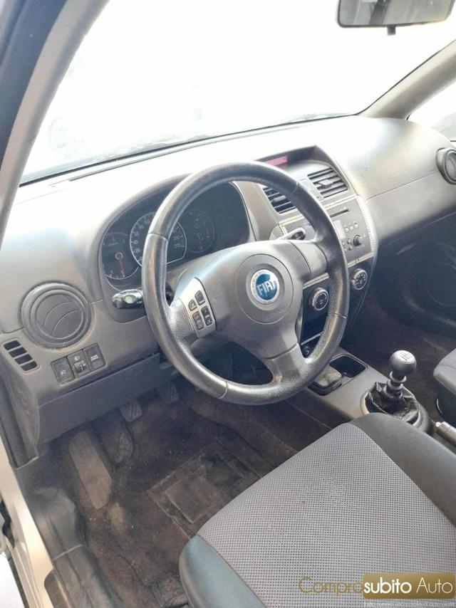 FIAT Sedici usata, con Climatizzatore