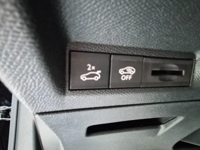 PEUGEOT 3008 usata, con Immobilizzatore elettronico