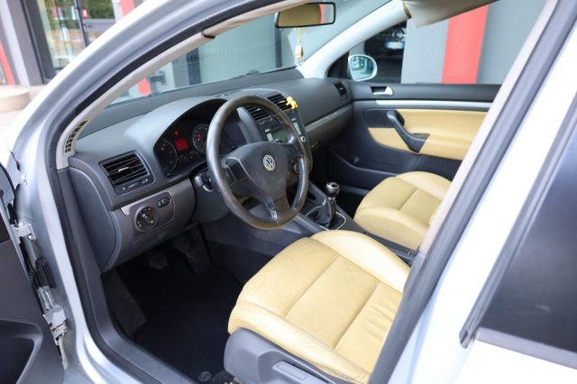VOLKSWAGEN Golf usata, con Airbag laterali
