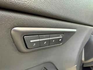 JAGUAR E-Pace usata, con Leve al volante