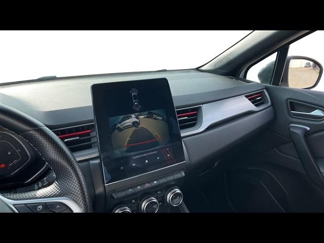 RENAULT Captur usata, con Bracciolo