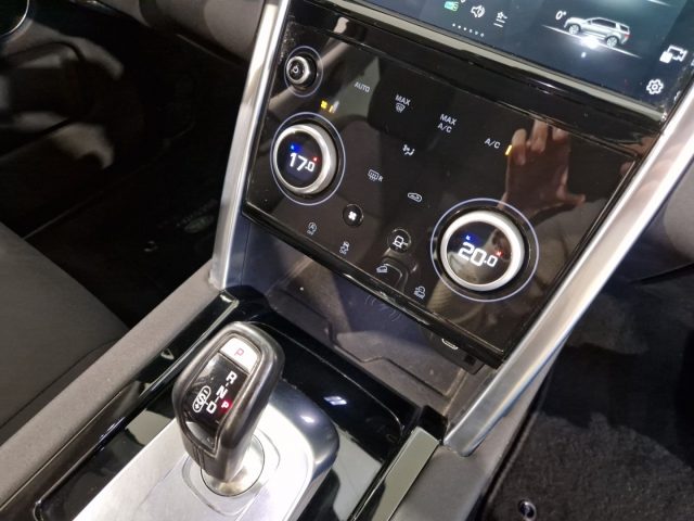 LAND ROVER Discovery Sport usata, con Volante in pelle