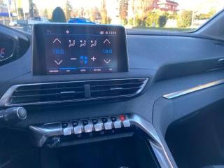 PEUGEOT 3008 usata, con Controllo automatico clima