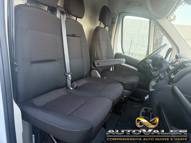 PEUGEOT Boxer usata, con Controllo vocale