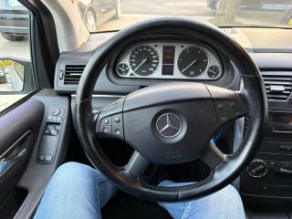 MERCEDES-BENZ B 200 usata, con Controllo trazione