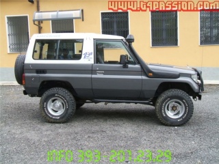 TOYOTA Land Cruiser usata, con Gancio traino