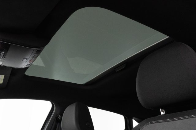 VOLKSWAGEN Taigo usata 12