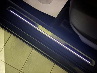 VOLKSWAGEN Tiguan usata, con Specchietti laterali elettrici