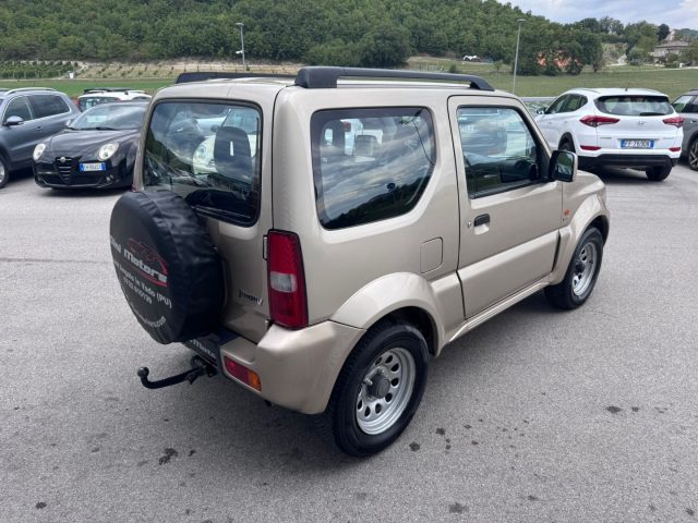 SUZUKI Jimny usata, con Cerchi in lega