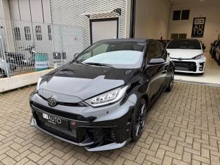 TOYOTA Yaris usata, con Airbag