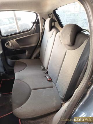TOYOTA Aygo usata 13