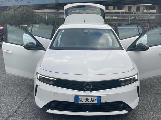 OPEL Astra usata, con Bluetooth