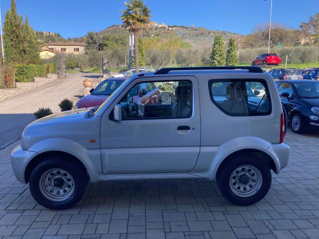 SUZUKI Jimny usata, con Alzacristalli elettrici