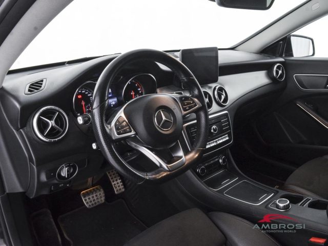 MERCEDES-BENZ CLA 200 usata 7