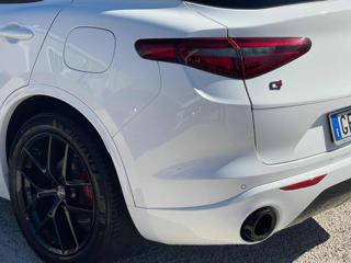 ALFA ROMEO Stelvio usata, con Autoradio
