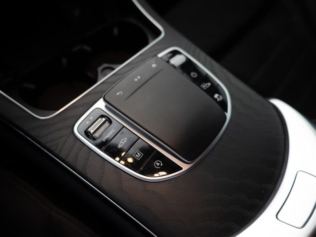 MERCEDES-BENZ GLC 220 usata, con Fari LED
