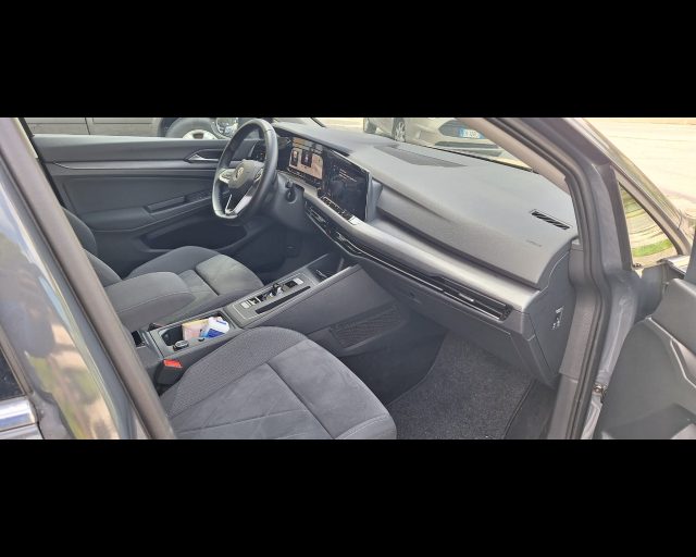 VOLKSWAGEN Golf usata, con Controllo trazione