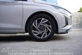 HYUNDAI i20 usata 25