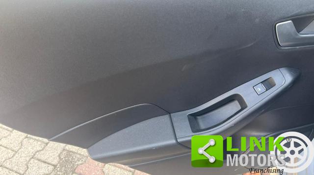 FORD Fiesta usata, con Volante in pelle