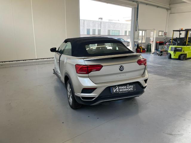 VOLKSWAGEN T-Roc usata, con Autoradio