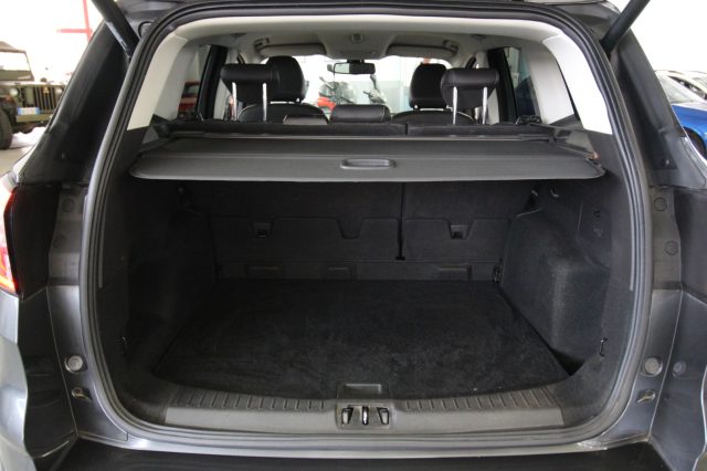 FORD Kuga usata, con USB