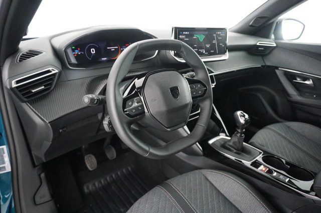 PEUGEOT 2008 usata, con Boardcomputer