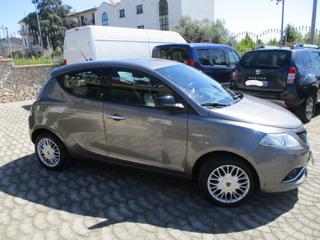 LANCIA Ypsilon usata, con Autoradio