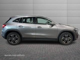 MERCEDES-BENZ GLA 180 usata, con Alzacristalli elettrici